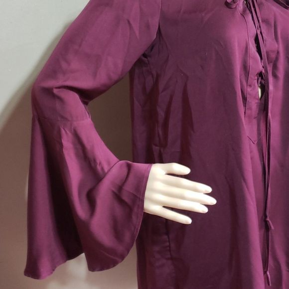 JRoberts polyester deep purple,  bell sleeves, tie up front, tunic,  sz L - Picture 2 of 6
